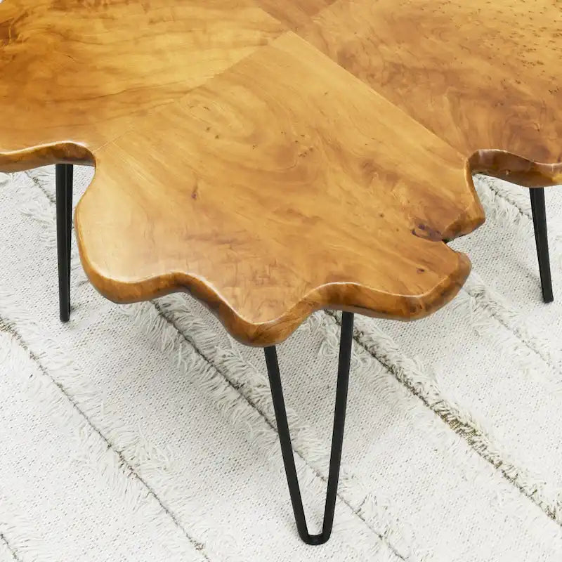 Table basse en bois à bords bruts 4 panneaux avec pieds épingles